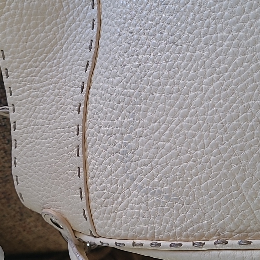 FENDI Cream pebbled Leather Handbag - Picture 11 of 12